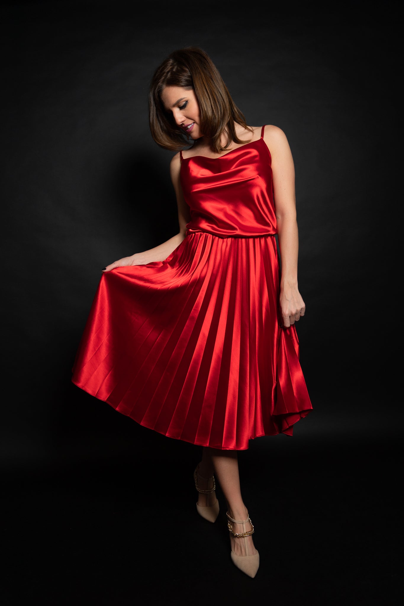 Rochie rosie plisata manual material poliester elastan Alina Cristea Maralyn