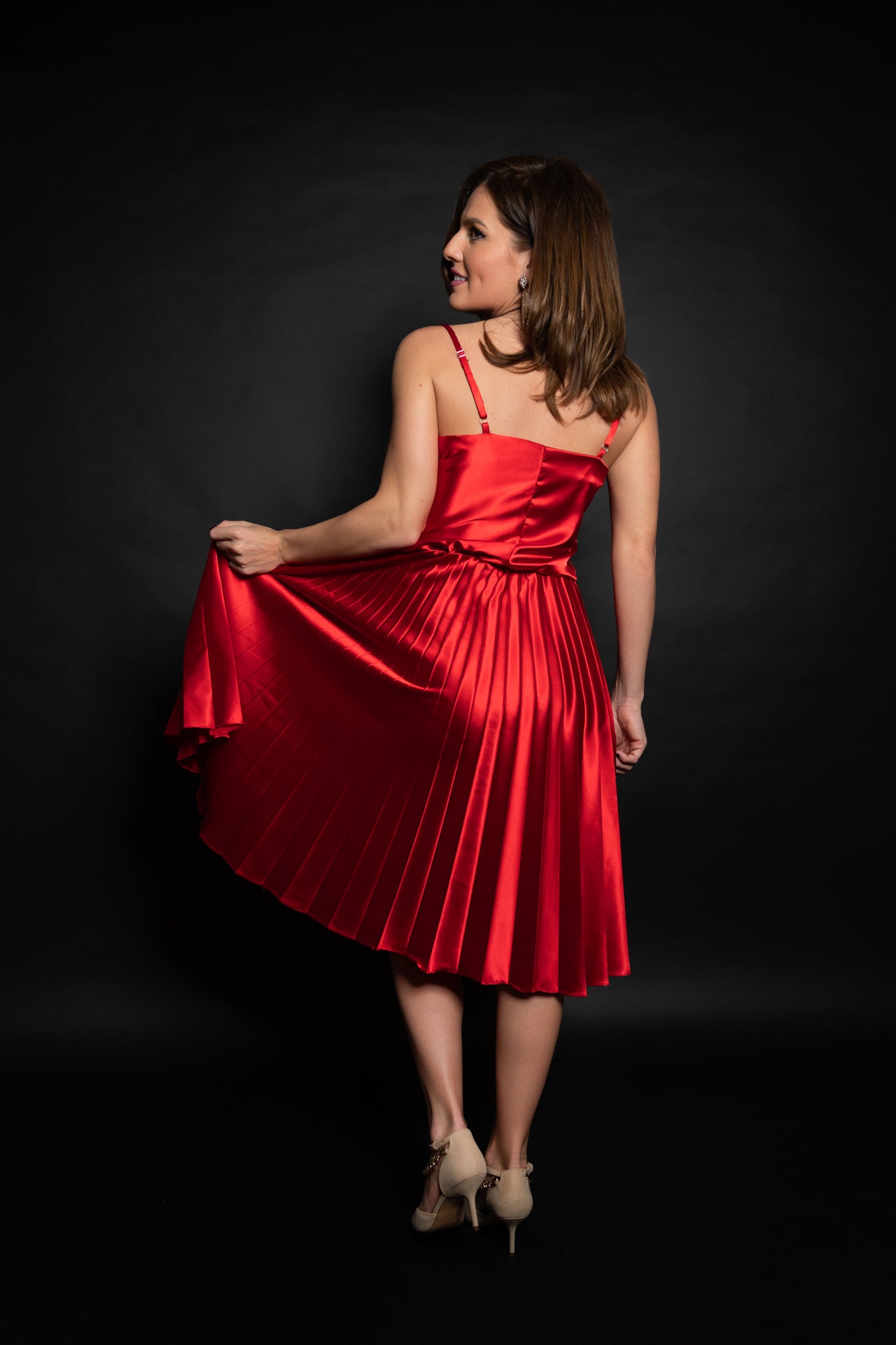 Rochie rosie plisata manual in Romania Alina Cristea Maralyn
