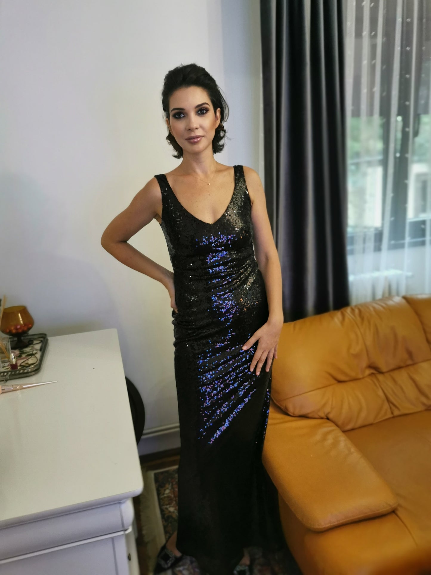 Rochie neagra paiete