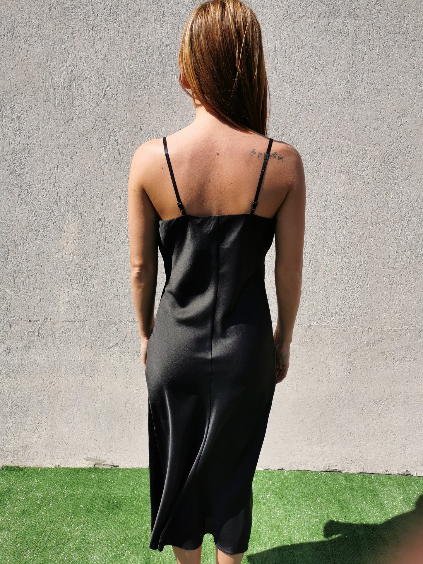 rochie neagra Maralyn